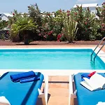 Valentina Private Pool Hotel *